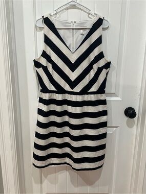 LOFT Black and White Chevron & Stripe V-Neck Dress